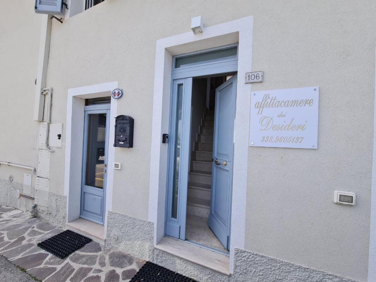 Affittacamere Dei Desideri Numana Exteriör bild